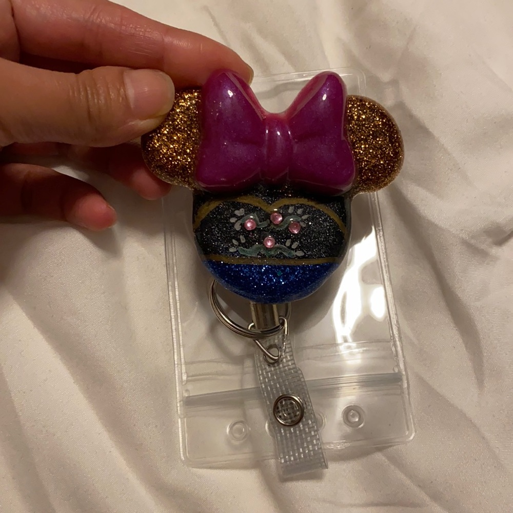Disney inspired badge holder (Frozen/Anna)